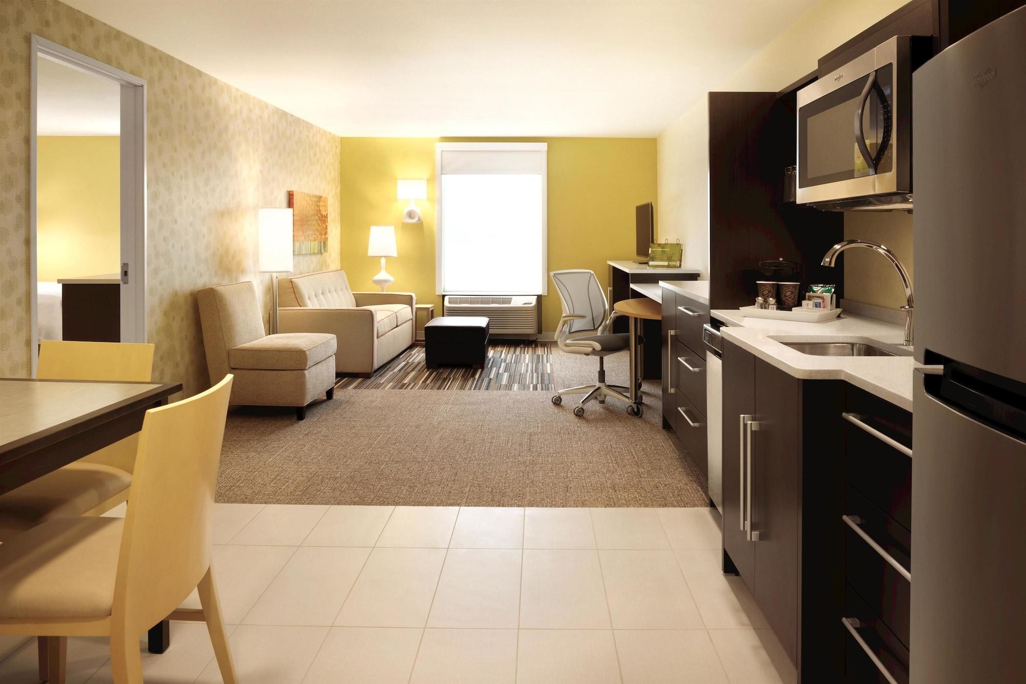 Home2 Suites By Hilton Iowa City Coralville Exterior foto