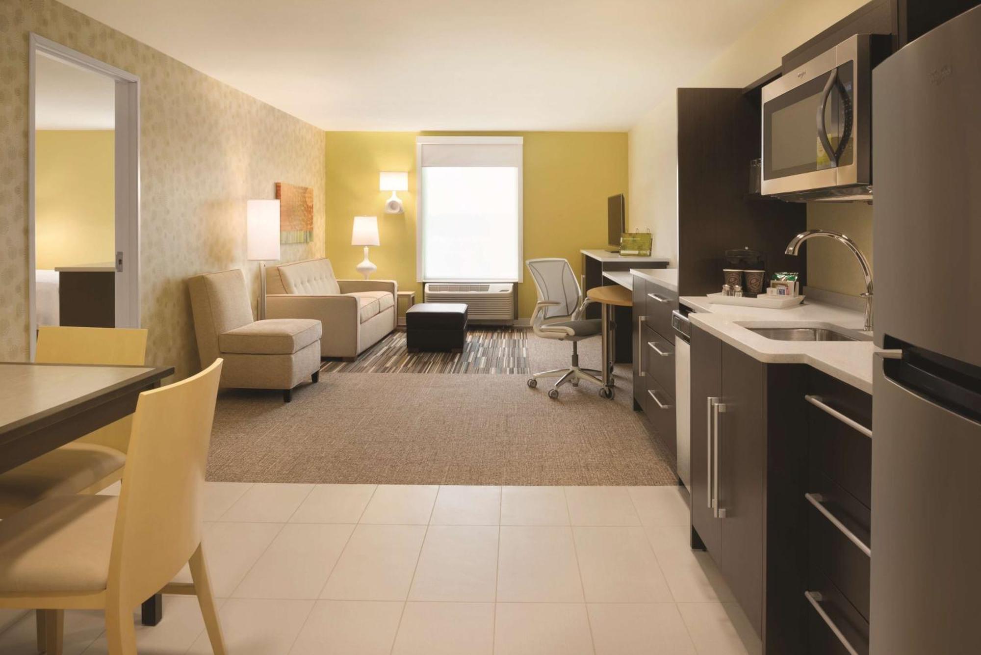 Home2 Suites By Hilton Iowa City Coralville Exterior foto