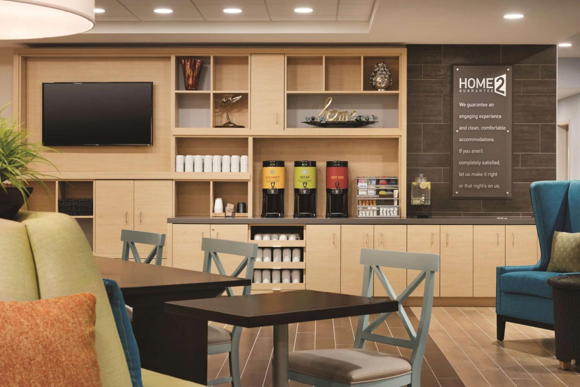 Home2 Suites By Hilton Iowa City Coralville Exterior foto